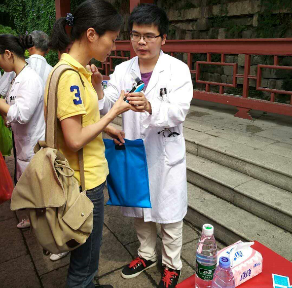 慢阻肺-哮喘-肺炎-呼吸机-耐力训练-肺功能检测仪-呼吸训练器