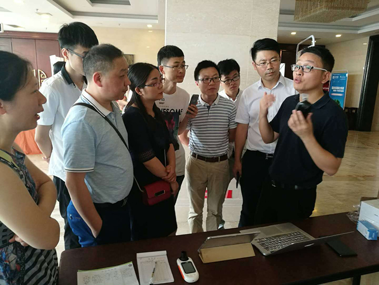 慢阻肺-哮喘-肺炎-呼吸机-耐力训练-肺功能检测仪-呼吸训练器